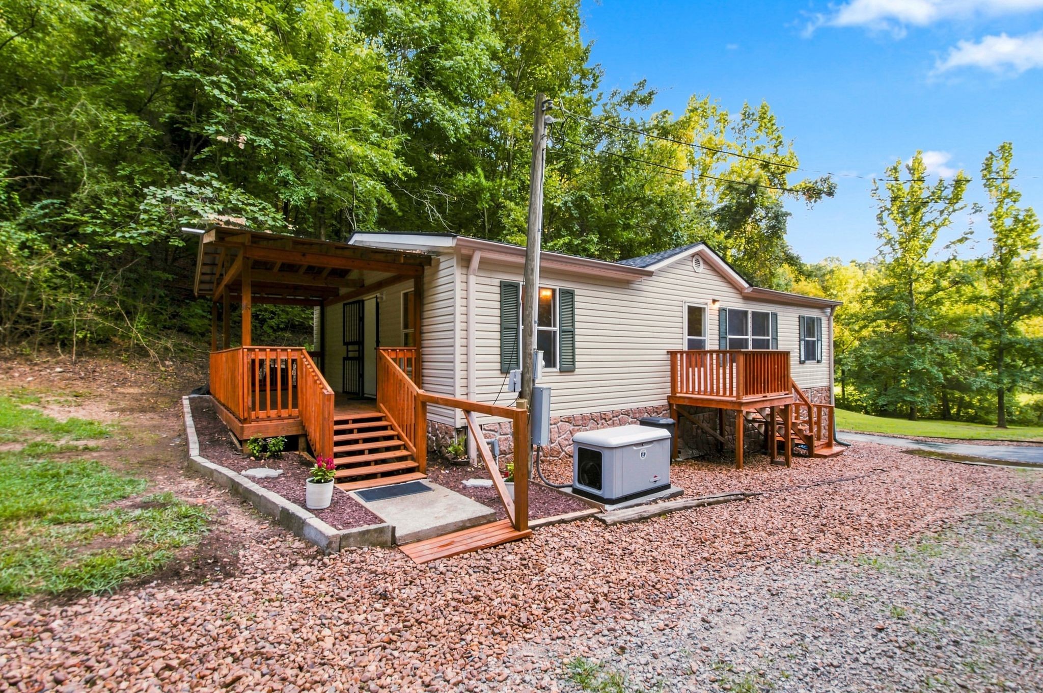 4810 Bull Run Road Ashland City, TN 37015 - Photo 4 of 29 Gallery Image 4
