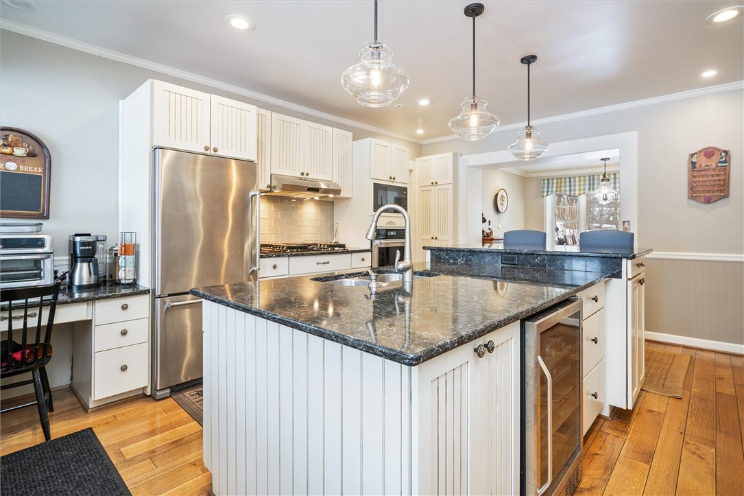 301 Silver Hill Road Arcadia, NY 14513 - Photo 18 of 50 Bright Island Kitchen