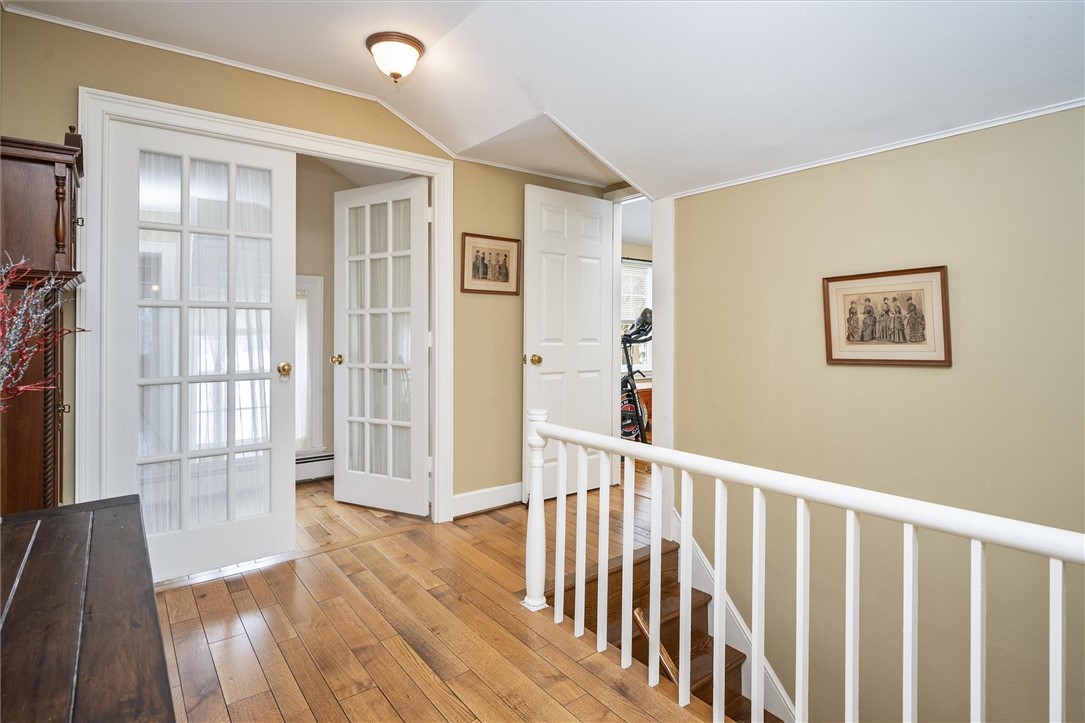 301 Silver Hill Road Arcadia, NY 14513 - Photo 32 of 50 Bdrm hallway