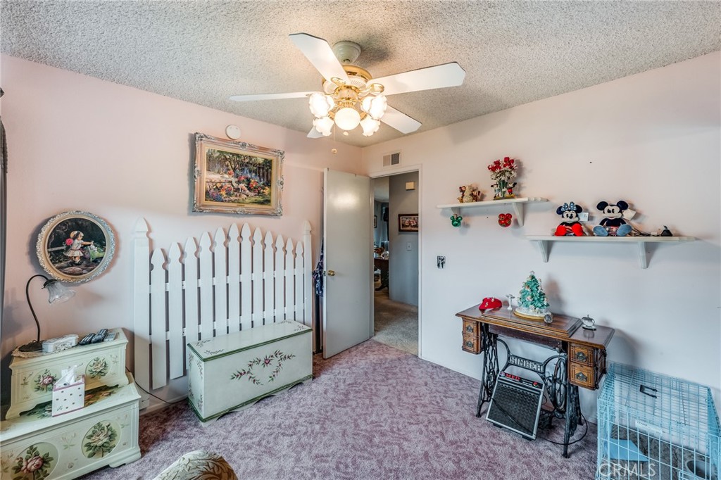 2073 Suede Avenue Simi Valley, CA 93063 - Photo 17 of 33