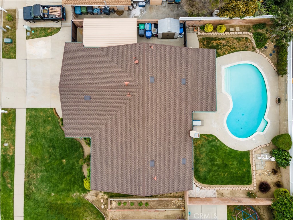 2073 Suede Avenue Simi Valley, CA 93063 - Photo 30 of 33 an aerial view of a house with a swimming pool