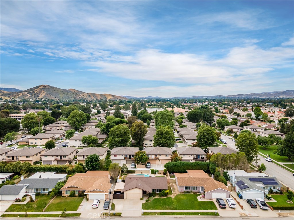 2073 Suede Avenue Simi Valley, CA 93063 - Photo 31 of 33 an aerial view of a city