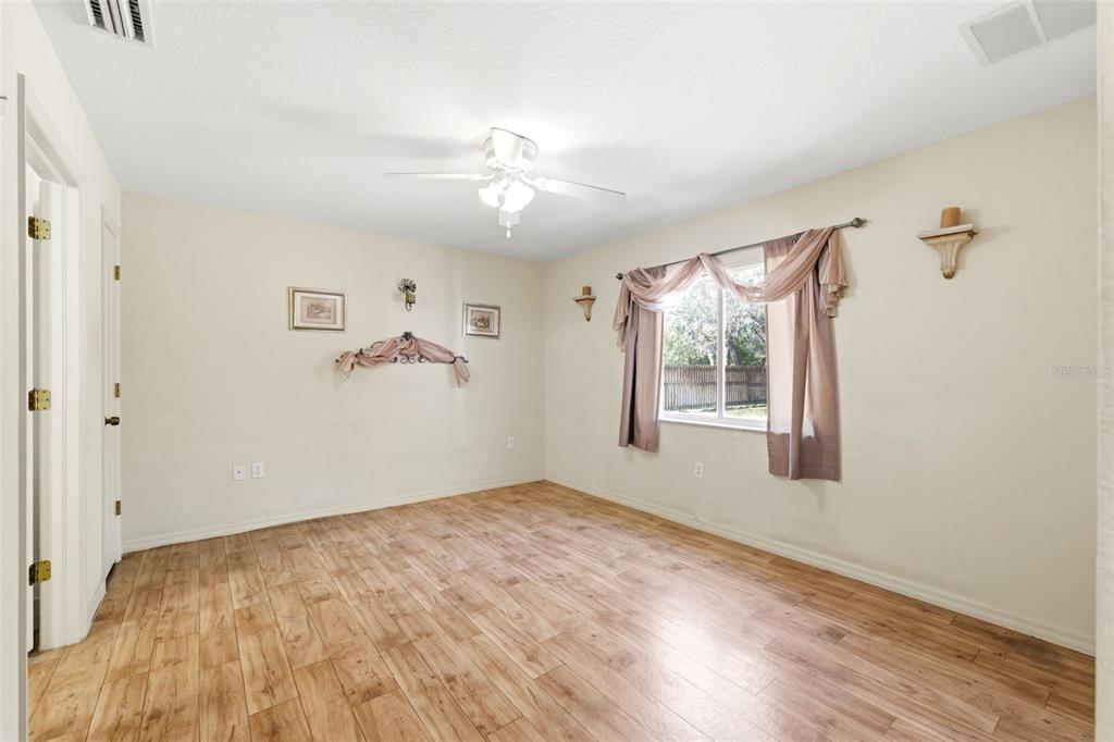 13039 Kittiwake Road Weeki Wachee, FL 34614 - Photo 15 of 55