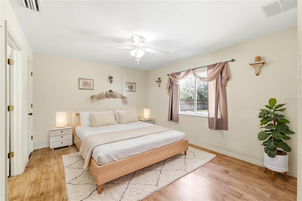 13039 Kittiwake Road Weeki Wachee, FL 34614 - Photo 16 of 55