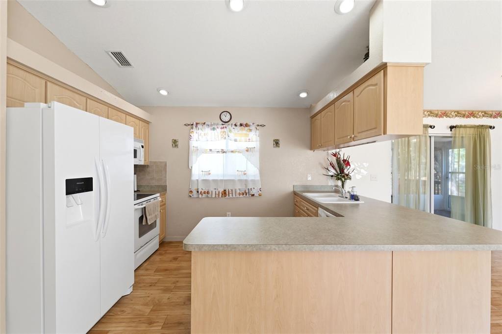 13039 Kittiwake Road Weeki Wachee, FL 34614 - Photo 51 of 55