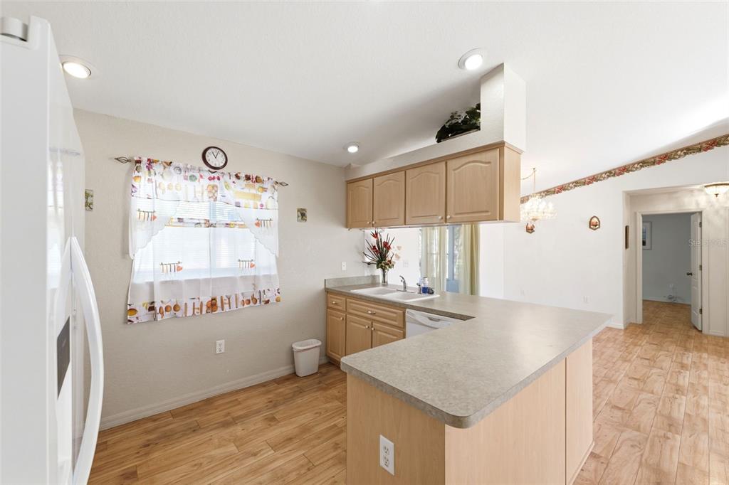 13039 Kittiwake Road Weeki Wachee, FL 34614 - Photo 10 of 55