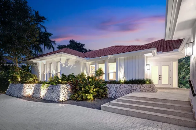 $24,500 | 7155 East Lago Drive, Coral Gables, FL 33143