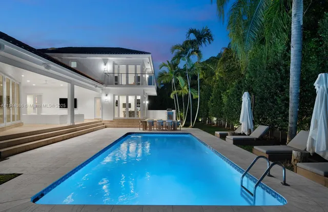 $24,500 | 7155 East Lago Drive, Coral Gables, FL 33143