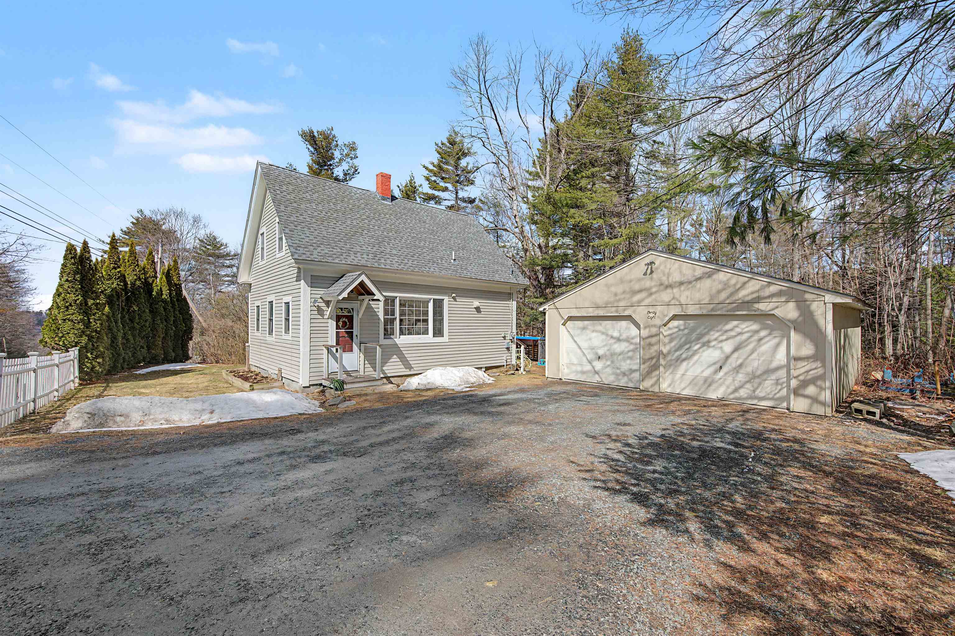 48 Bradford Road Sunapee, NH 03782 - Photo 2 of 40