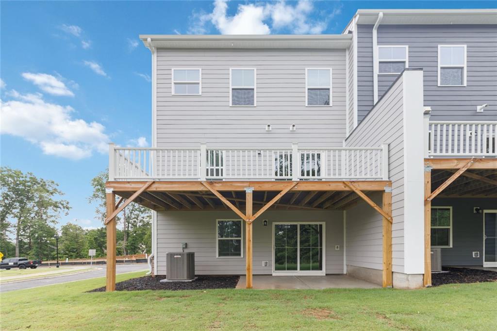 856 Woods Chapel Road Sugar Hill, GA 30518 - Photo 4 of 37