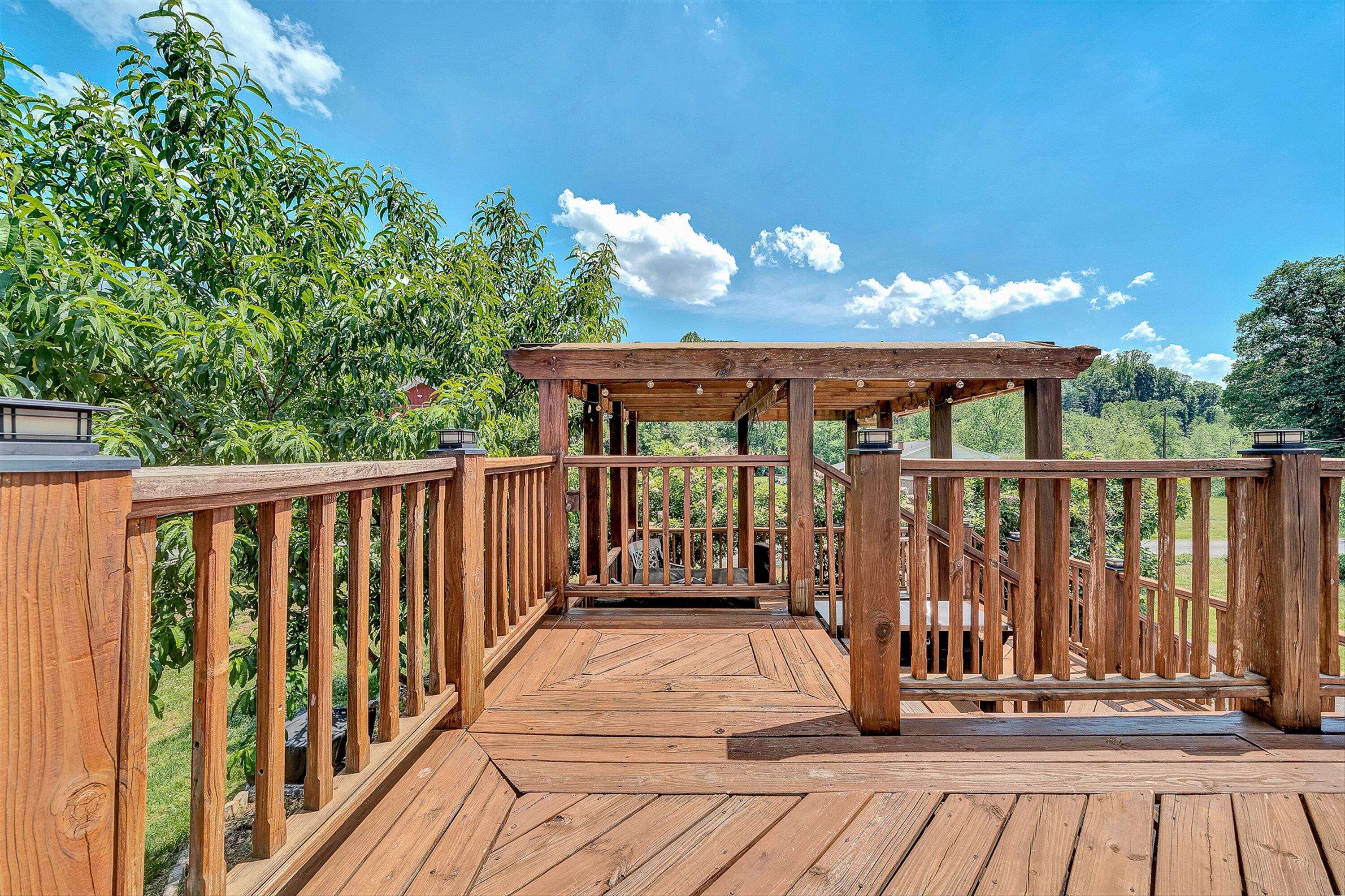 17 Valley View Road Hardy, VA 24101 - Photo 11 of 48 14-VM-00774