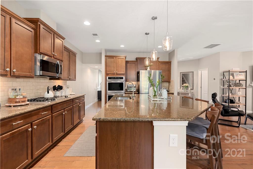 112 Yellowbell Road Mooresville, NC 28117 - Photo 5 of 47 Gallery Image 5