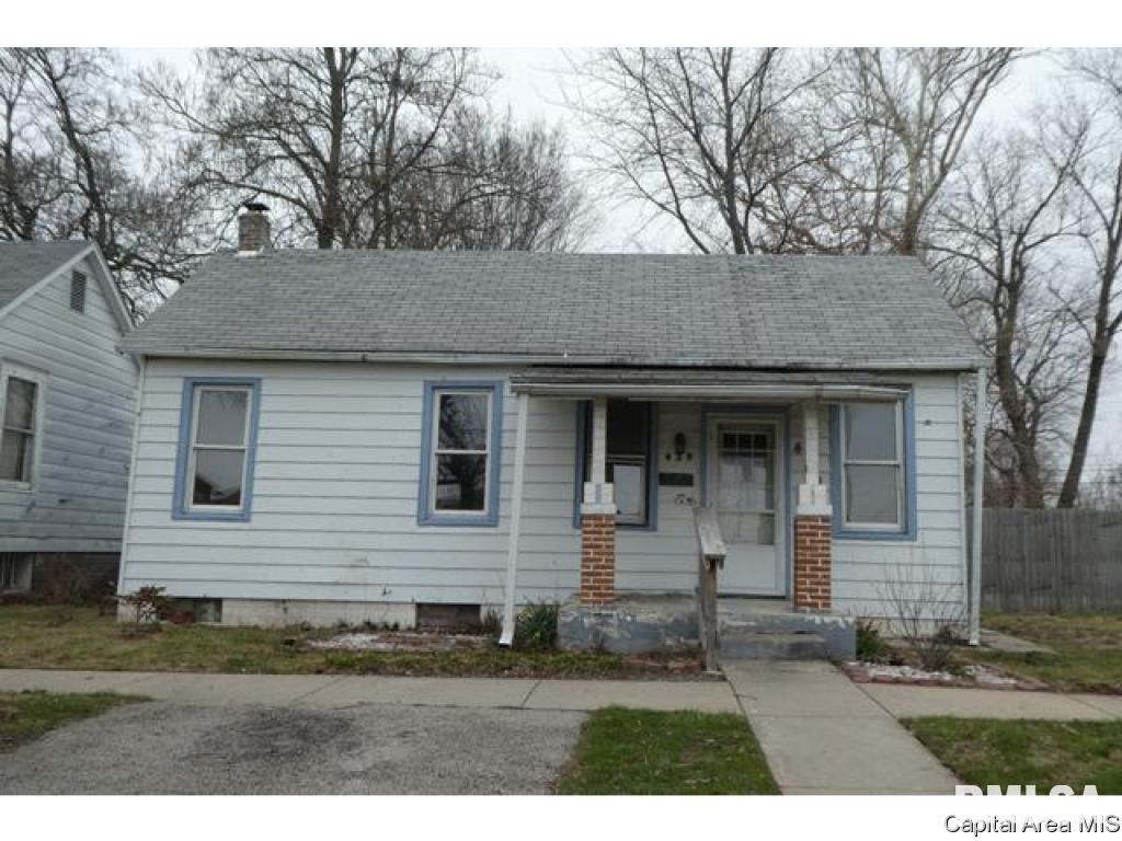 439 West Reynolds Street Springfield, IL 62702 - Photo 1 of 11