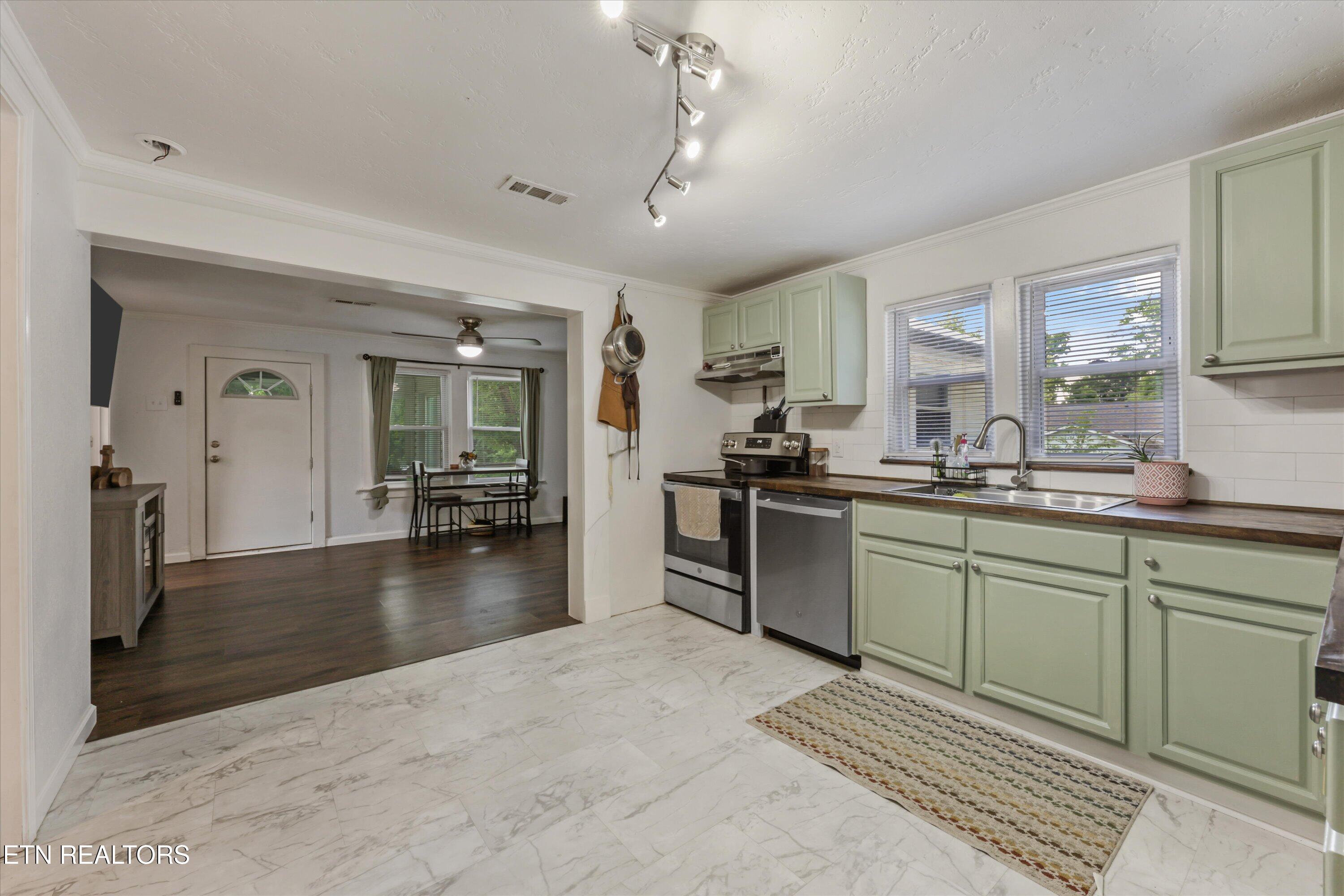 1306 Montvale Station Road Maryville, TN 37803 - Photo 14 of 30 18-1306 Montvale Rd 25