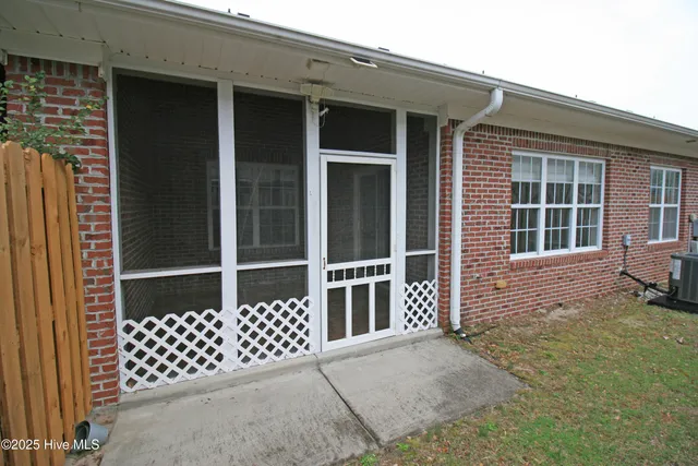 $2,200 | 443 Lightning Whelk Way, Wilmington, NC 28412