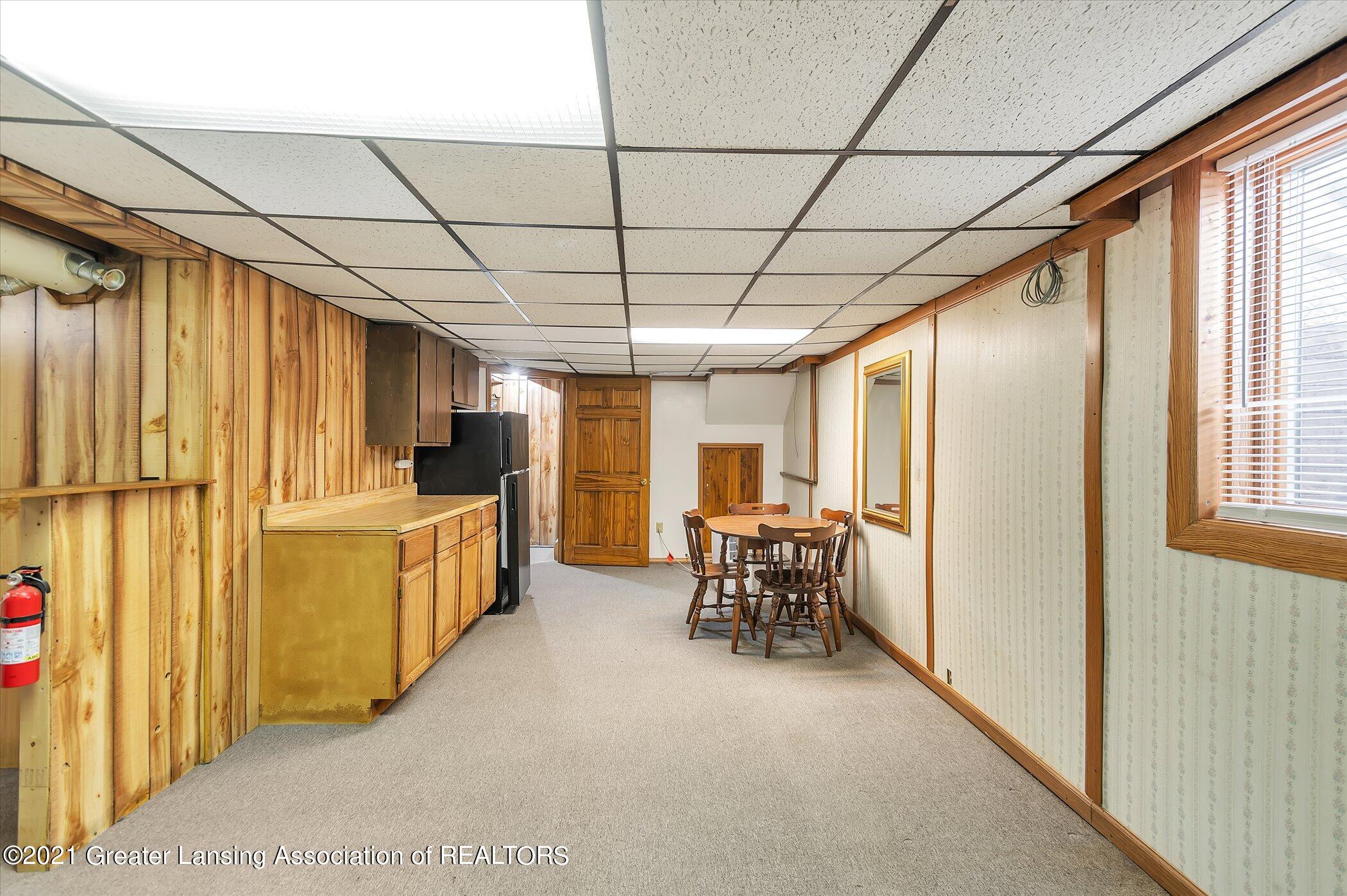 301 Stoner Road Lansing, MI 48917 - Photo 32 of 40 32-301-Stoner-Rd-Windowstill-Real-Estate