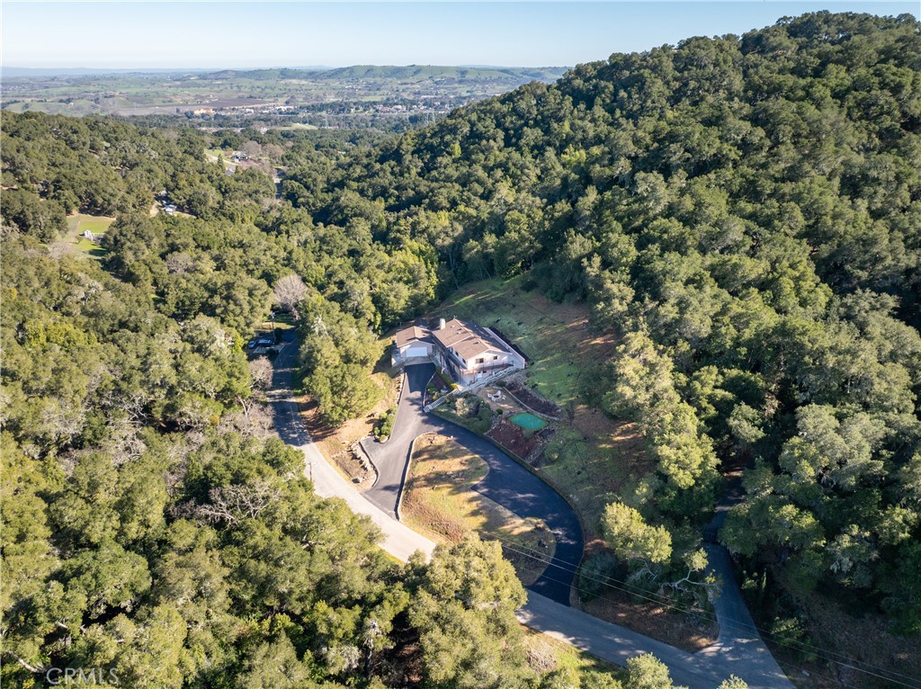 8505 Santa Cruz Road Atascadero, CA 93422 - Photo 54 of 59 an aerial view of residential house with outdoor space