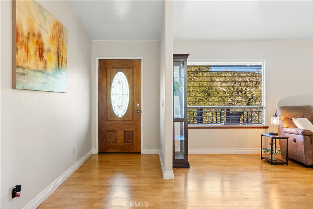 8505 Santa Cruz Road Atascadero, CA 93422 - Photo 8 of 59 Stepping inside you are welcomed by handsome hardwood floors.