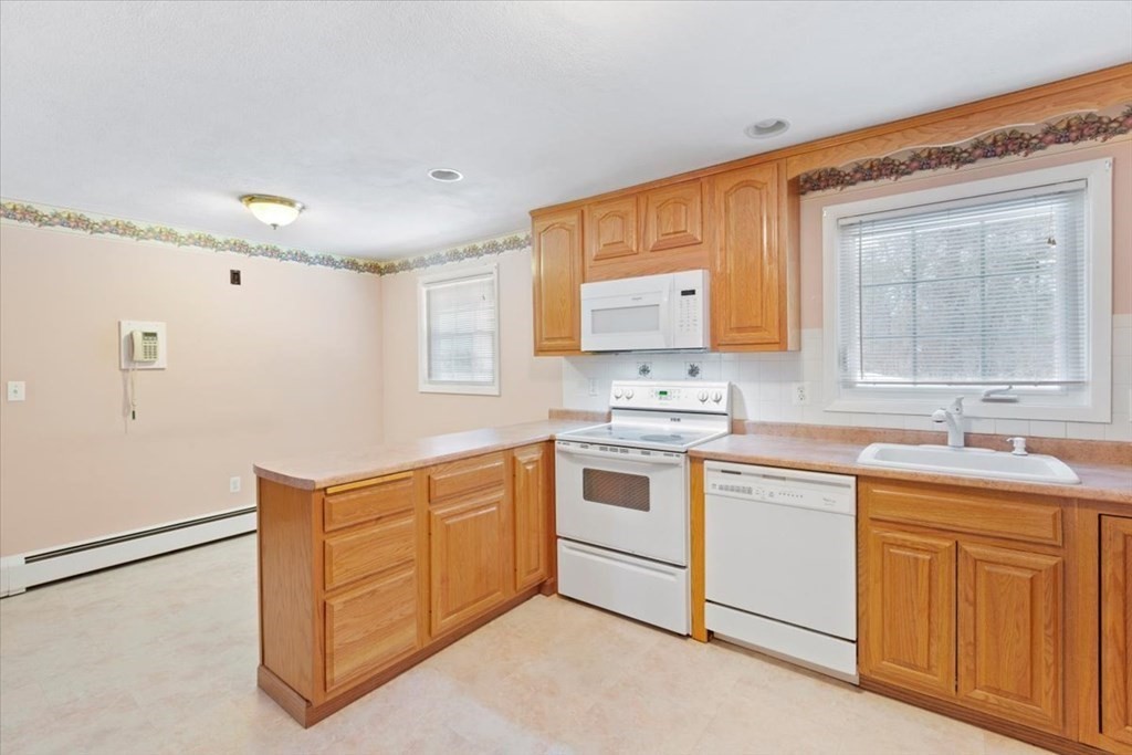 3 Hickory Lane Framingham, MA 01701 - Photo 3 of 15 Gallery Image 3