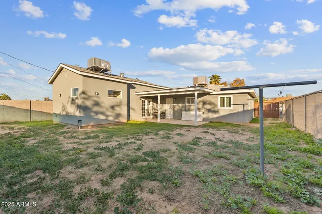 $345,000 | 5020 South 20th Place, Phoenix, AZ 85040