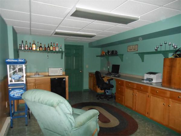 346 Bennett Road Hampden, MA 01036 - Photo 18 of 23