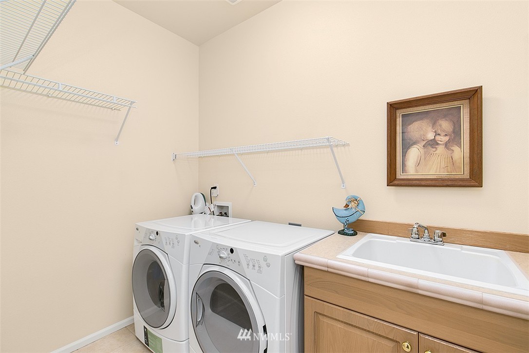 17320 Southeast 186th Way Renton, WA 98058 - Photo 12 of 25 Gallery Image 12