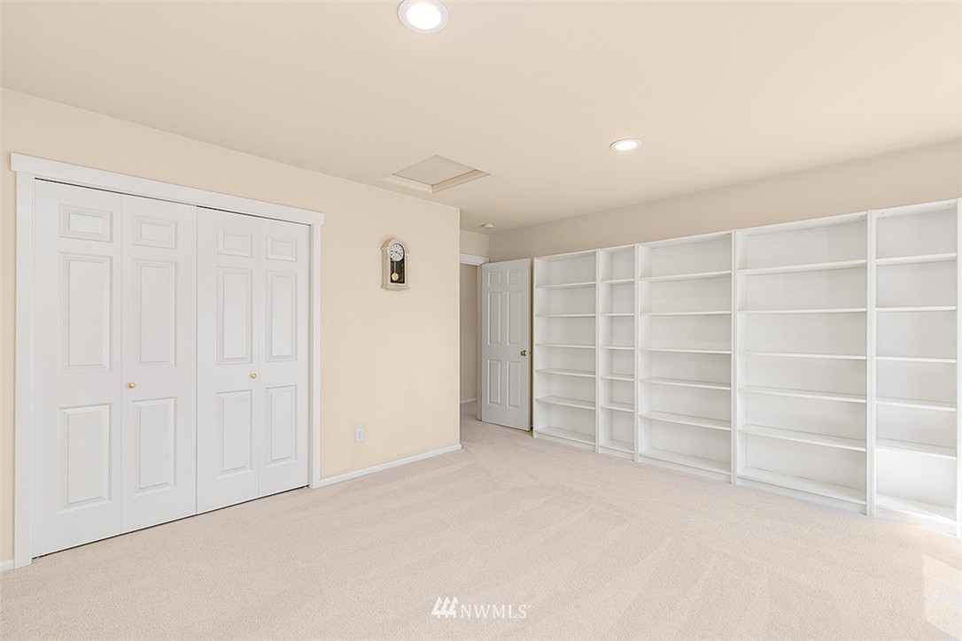 17320 Southeast 186th Way Renton, WA 98058 - Photo 15 of 25 Gallery Image 15