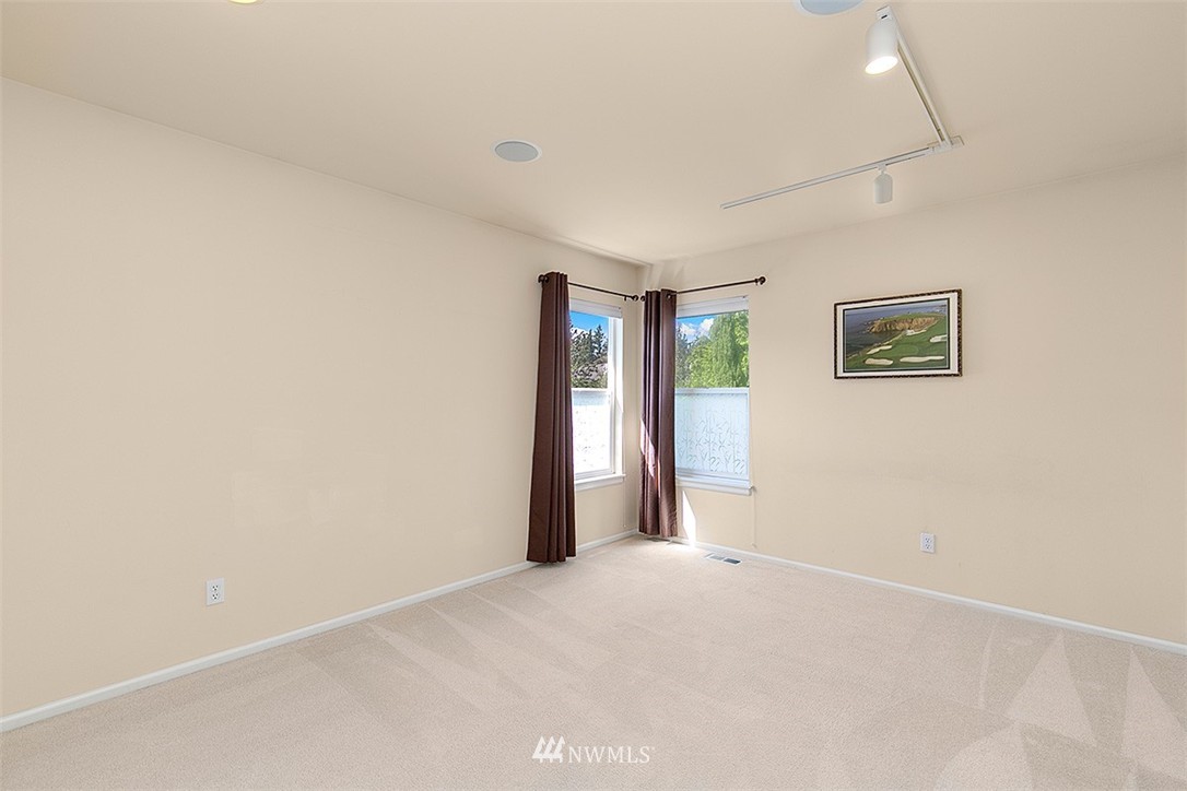 17320 Southeast 186th Way Renton, WA 98058 - Photo 19 of 25 Gallery Image 19