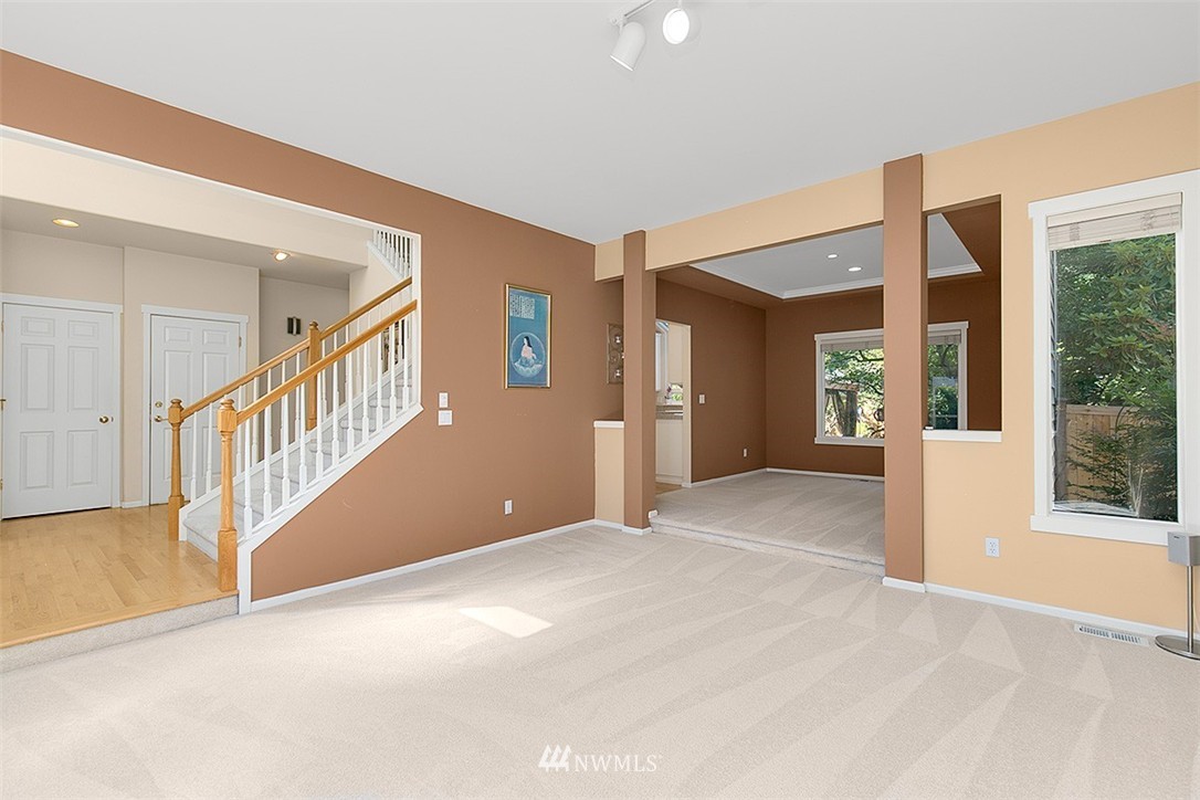 17320 Southeast 186th Way Renton, WA 98058 - Photo 4 of 25 Gallery Image 4