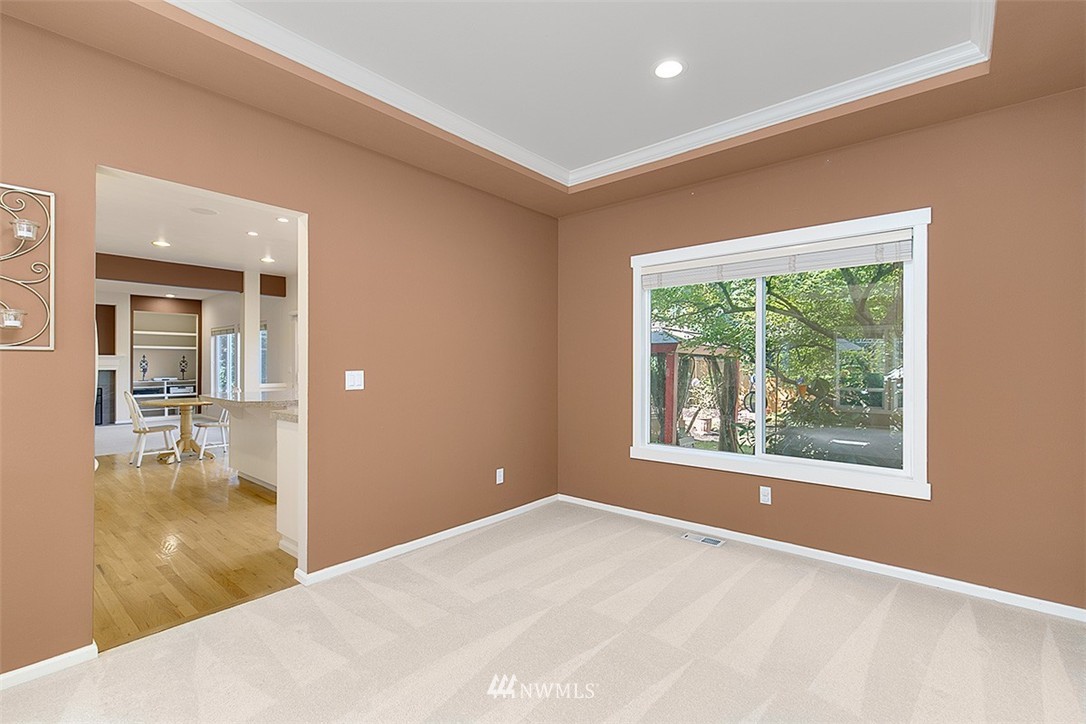 17320 Southeast 186th Way Renton, WA 98058 - Photo 5 of 25 Gallery Image 5