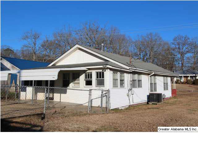 5302 Saks Road Anniston, AL 36206 - Photo 3 of 11 Gallery Image 3