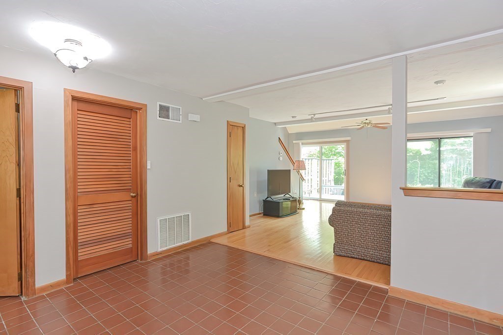 406 Bay Road, Unit 4 Easton, MA 02375 - Photo 17 of 40