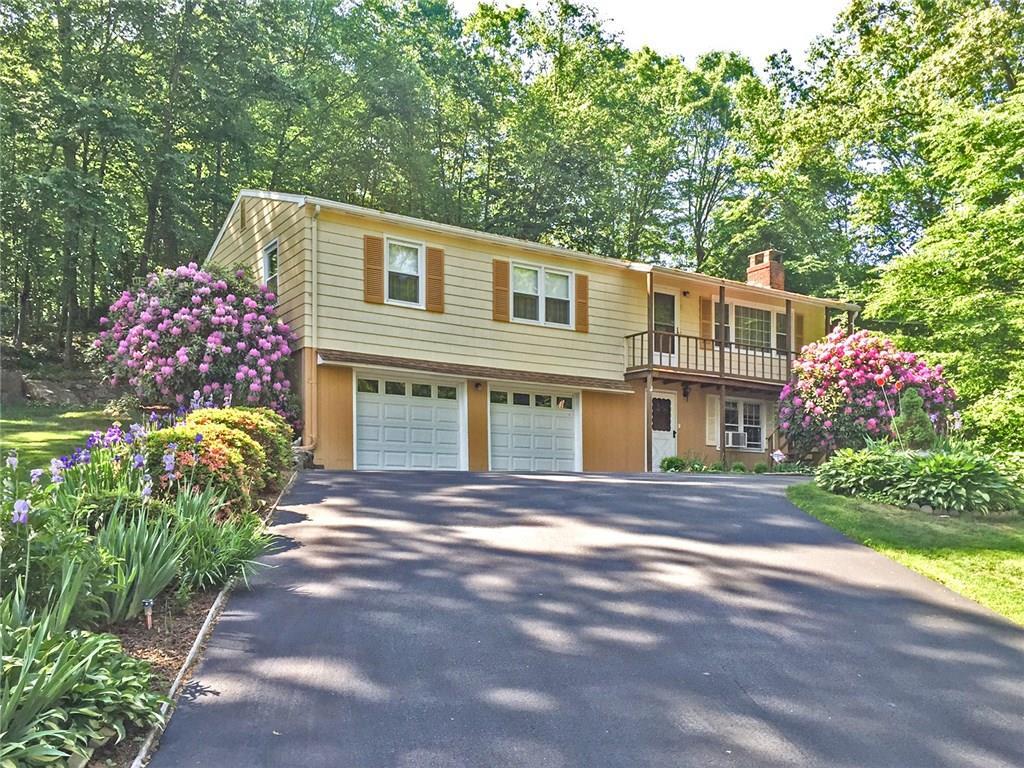 86 Twitchgrass Road Trumbull, CT 06611 - Photo 1 of 1 WELCOME HOME TO 86 TWITCHGRASS ROAD