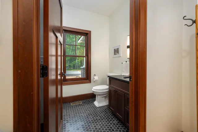 $1,550,000 | 1511 South Lake Drive, Shell Lake, WI 54871