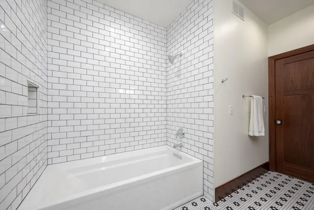 $1,550,000 | 1511 South Lake Drive, Shell Lake, WI 54871