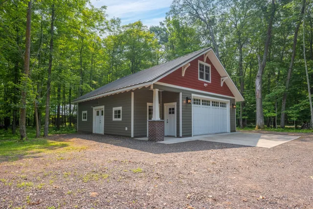 $1,550,000 | 1511 South Lake Drive, Shell Lake, WI 54871