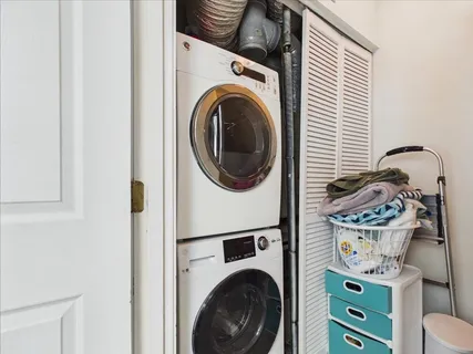 $399,900 | 26 School Street, Unit 212, Hull, MA 02045