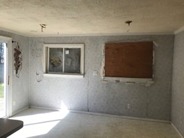 80 Fuller Road Weymouth, MA 02191 - Photo 8 of 42