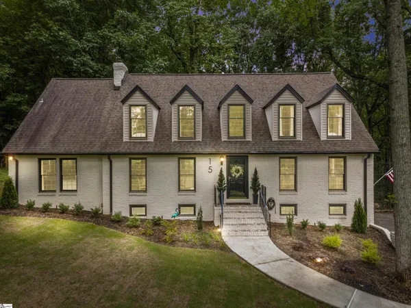 $985,000 | 15 Lake Cir Drive, Greenville, SC 29609
