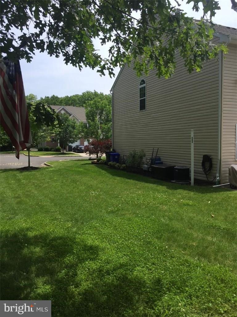 207 Joyce Court Brick, NJ 08724 - Photo 4 of 41