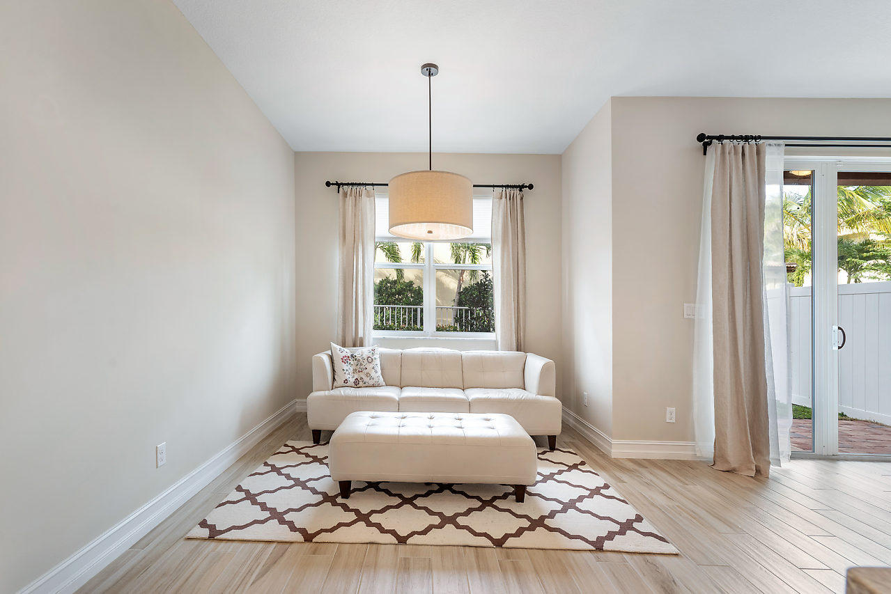 100 Northwest 69th Circle, Unit 53 Boca Raton, FL 33487 - Photo 11 of 40 011-100NW69thCir-BocaRaton-FL-small