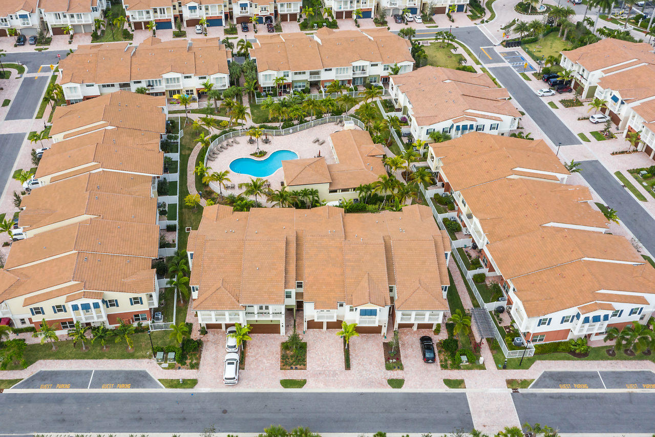 100 Northwest 69th Circle, Unit 53 Boca Raton, FL 33487 - Photo 34 of 40 034-100NW69thCir-BocaRaton-FL-small