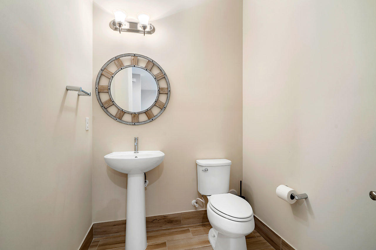 100 Northwest 69th Circle, Unit 53 Boca Raton, FL 33487 - Photo 6 of 40 Half Bath