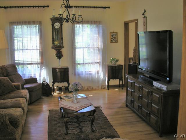 190 West Butternut Road Hellertown, PA 18055 - Photo 17 of 27