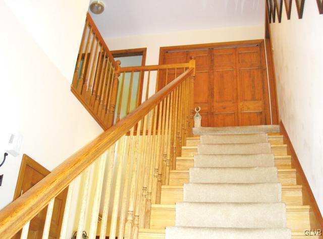 190 West Butternut Road Hellertown, PA 18055 - Photo 22 of 27