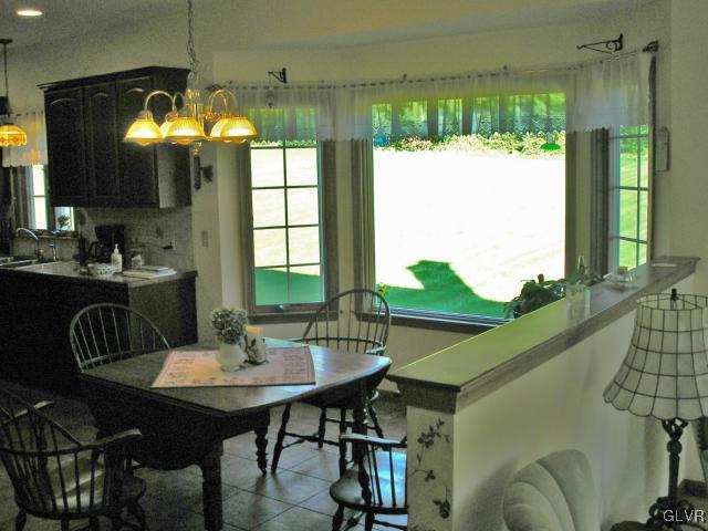 190 West Butternut Road Hellertown, PA 18055 - Photo 6 of 27