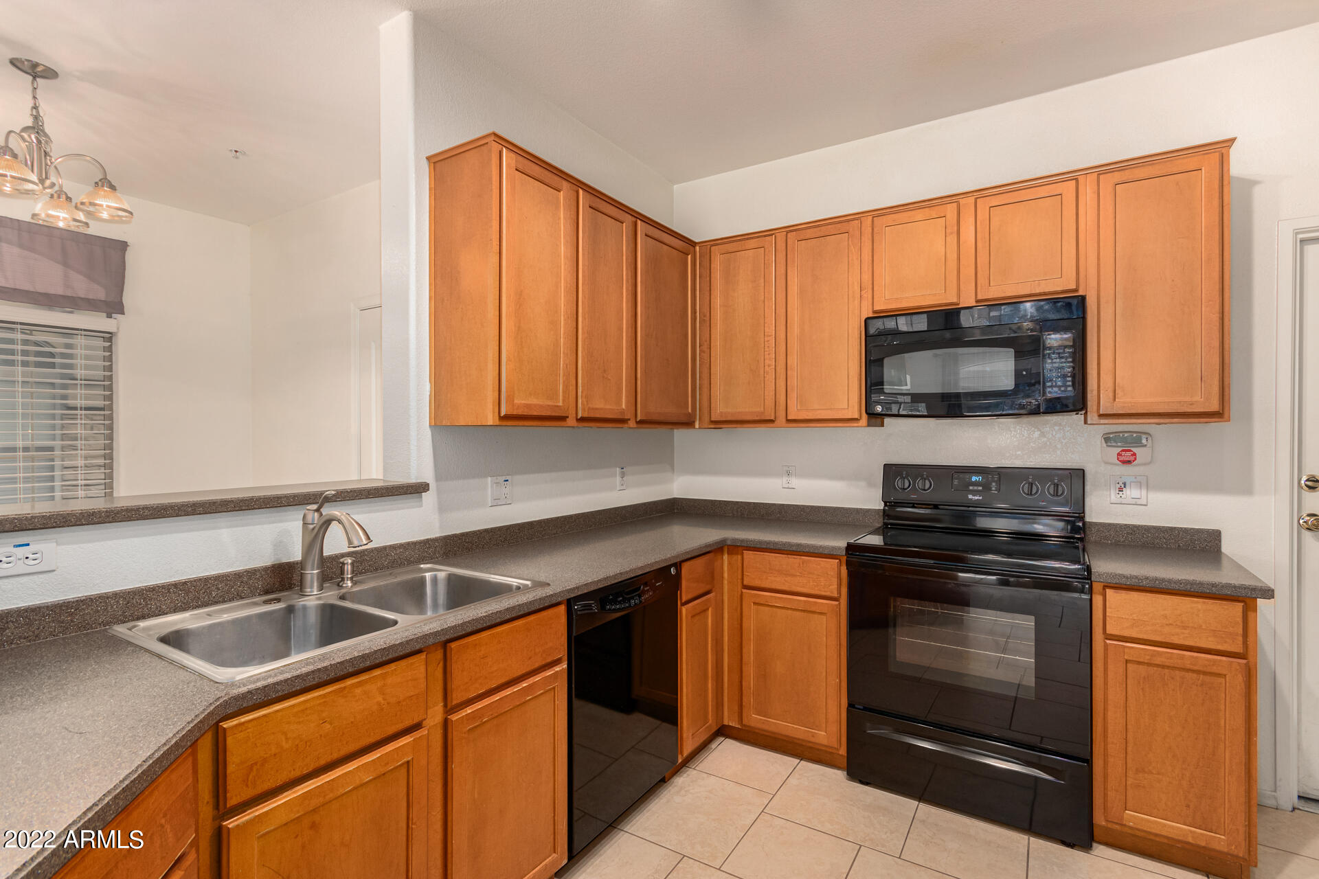 1350 South Greenfield Road, Unit 1096 Mesa, AZ 85206 - Photo 4 of 18 15 - Greenfield