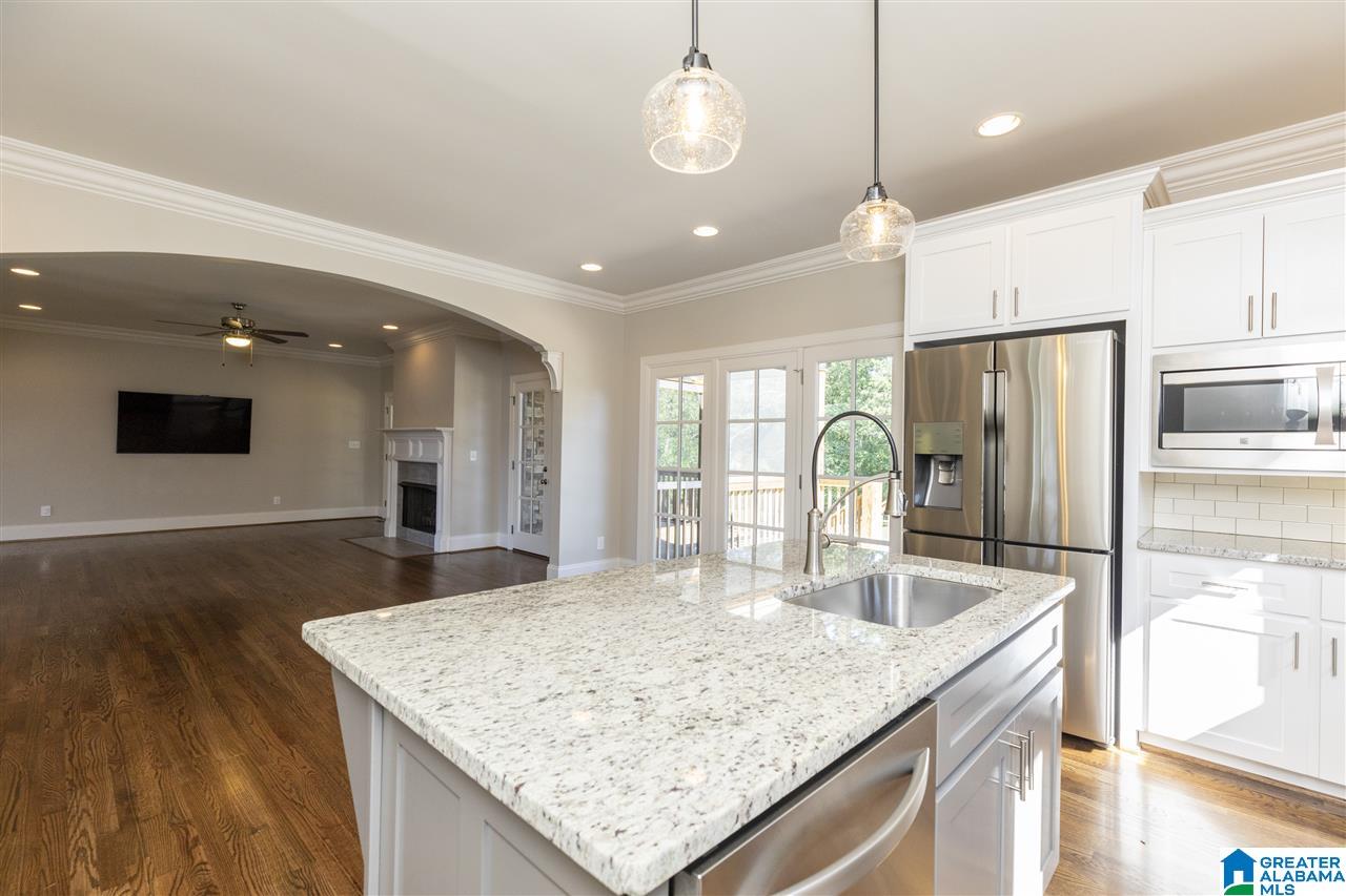 809 Rosemary Way Mount Olive, AL 35117 - Photo 4 of 48