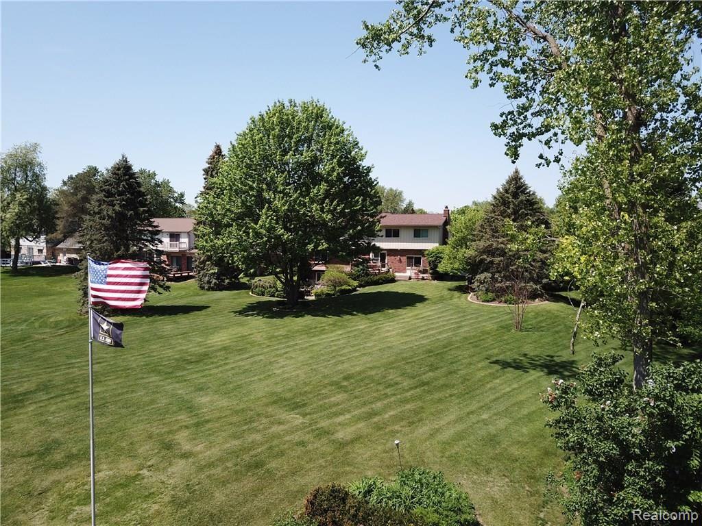 5340 Inverrary Lane Commerce Township, MI 48382 - Photo 7 of 41 DJI_0019.JPG