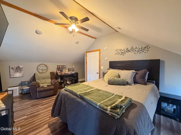 $359,900 | 28 Hollister Street, Coxsackie, NY 12051